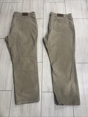 Duluth Trading Co Men’s Chinos in Light Tan 48 x32